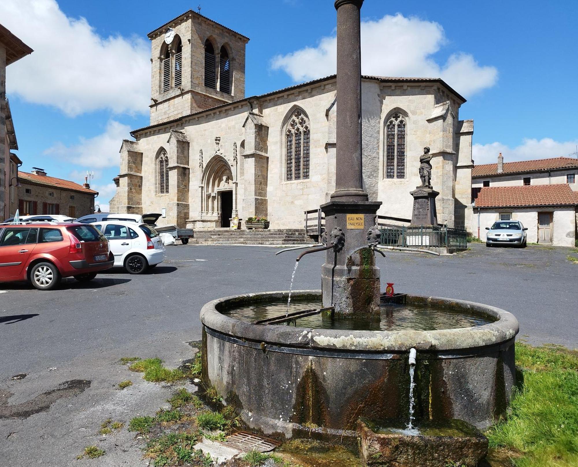 Jolie Maison De Bourg Tout Equipee 10Km D'Ambert Saint-Amant-Roche-Savine Szoba fotó